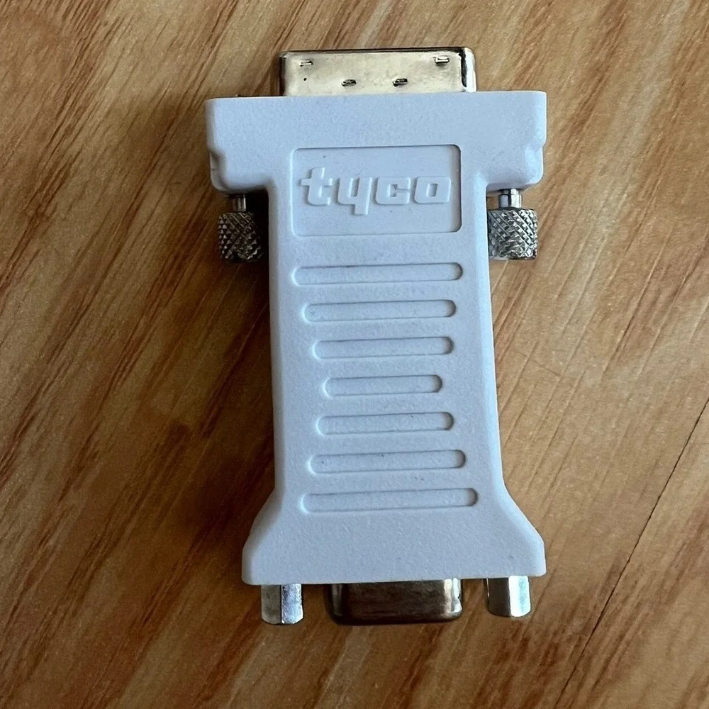 Tyco DVI to VGA Adapter Unisex OS White Very Good Video Converter DVI-A Male